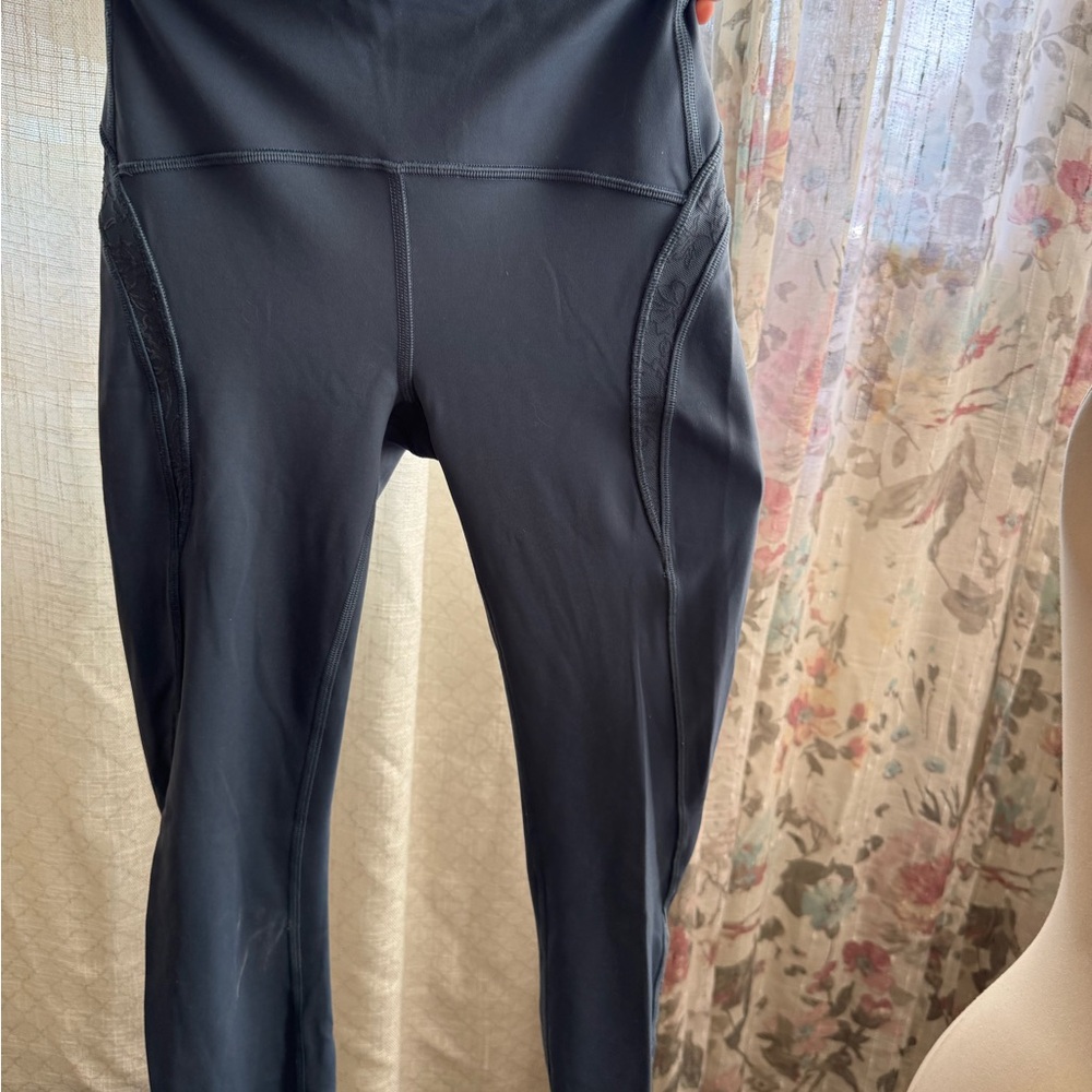 lululemon athletica Black High-Rise Leggings